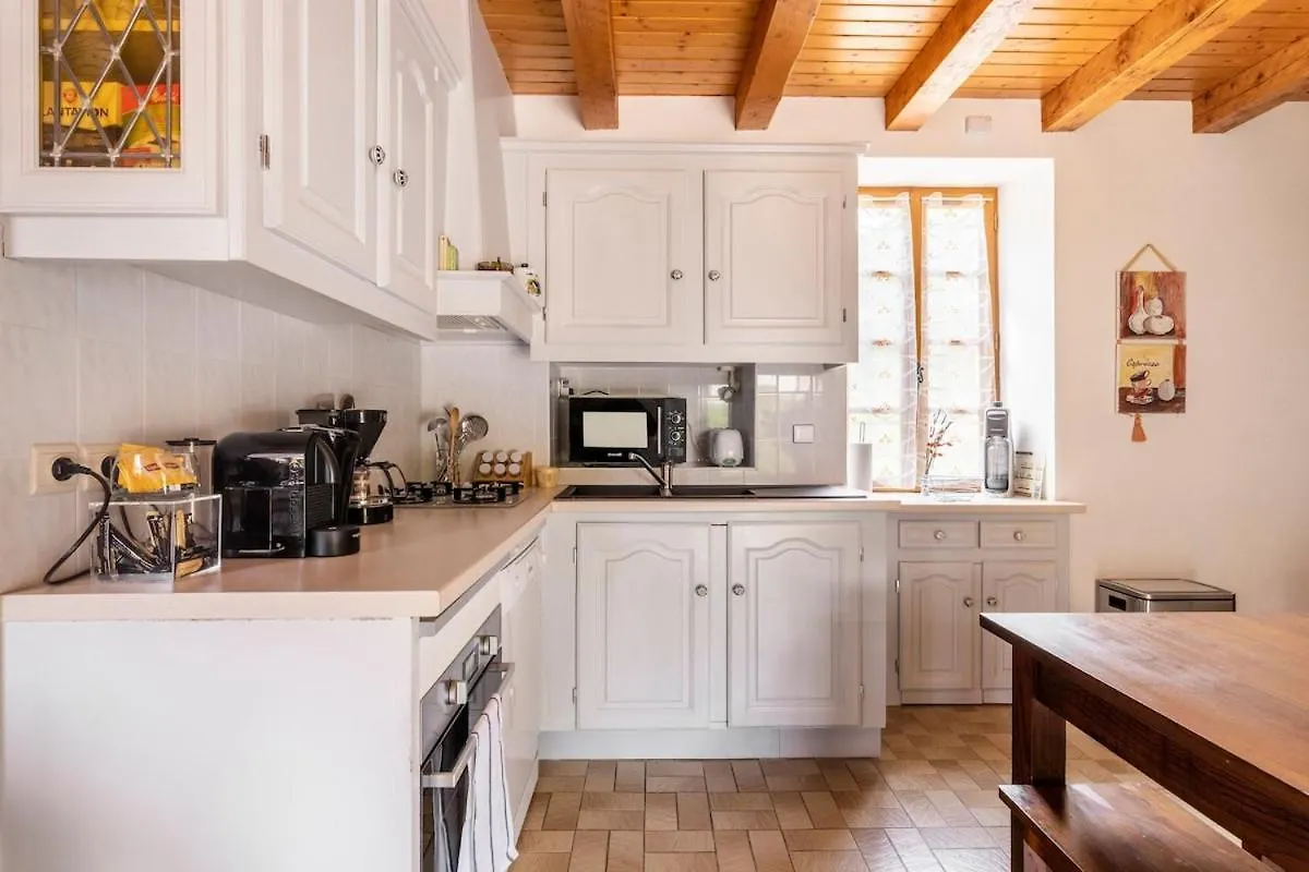 Gite Chez Lilly Frayssinet-le-Gélat 0*,